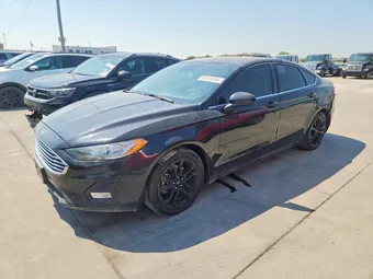 2019 Ford Fusion 3FA6P0HD6KR171132
