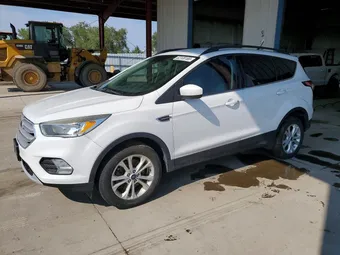 2018 Ford Escape 1FMCU9GD0JUA86835