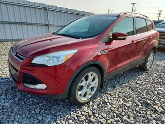 2016 Ford Escape 1FMCU9J96GUA05561