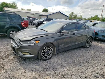2017 Ford Fusion Energi 3FA6P0SU5HR370982