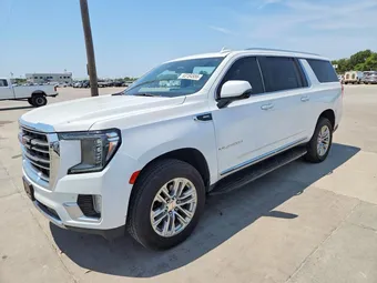 2021 GMC Yukon XL 1GKS1GKD6MR325126