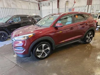 2016 Hyundai Tucson KM8J3CA23GU093253