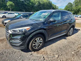 2017 Hyundai Tucson KM8J3CA45HU427169