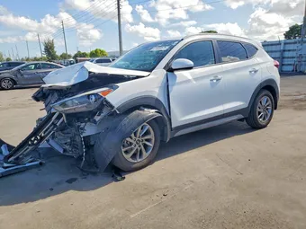 2018 Hyundai Tucson KM8J33A41JU744792