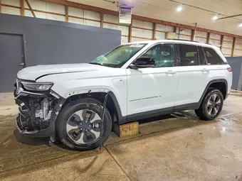 2024 Jeep Grand Cherokee 1C4RJYB66R8518584