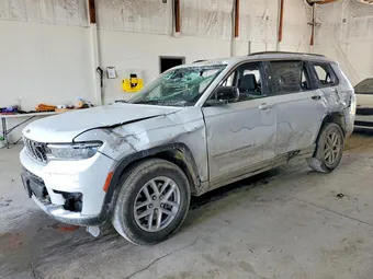 2023 Jeep Grand Cherokee Limited 1C4RJKAG9P8824425
