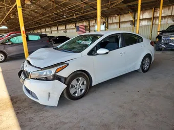 2017 Kia Forte 3KPFK4A76HE029108