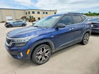 2022 Kia Seltos KNDETCA25N7237290