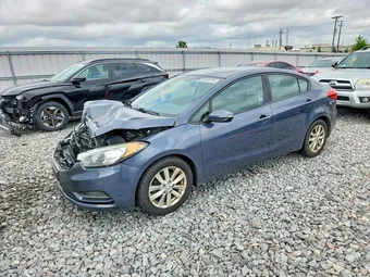 2015 Kia Forte KNAFX4A61F5381088