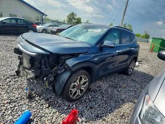 2022 Kia Seltos KNDETCA25N7307516