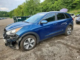 2017 Kia Niro KNDCB3LCXH5074829