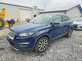 2019 Lincoln MKC 5LMCJ3D94KUL07051