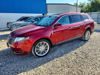 2018 Lincoln MKT 2LMHJ5AT7JBL00706