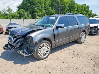 2017 Lincoln Navigator 5LMJJ3LT5HEL11603