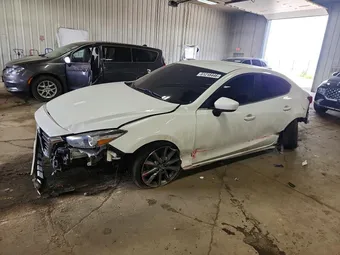 2018 Mazda 3 3MZBN1V33JM233482