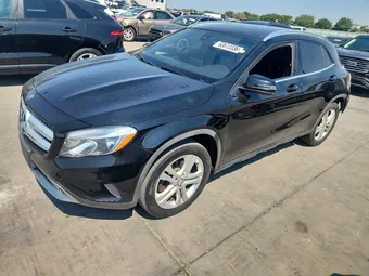 2017 Mercedes-Benz GLA-Class WDCTG4EB4HJ319945