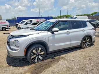 2025 Mitsubishi Outlander JA4J3VA88SZ014640