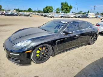 2015 Porsche Panamera WP0AD2A70FL040716