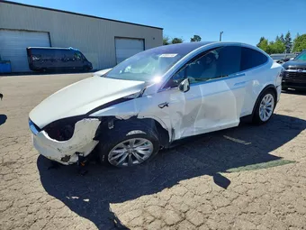 2020 Tesla Model X 5YJXCDE20LF234006