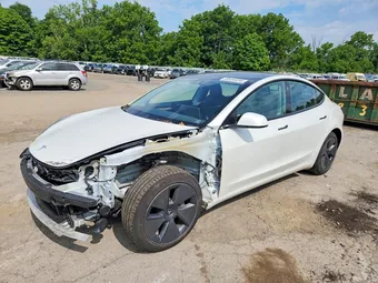 2022 Tesla Model 3 5YJ3E1EB6NF109537