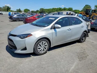 2018 Toyota Corolla 5YFBURHE8JP754935 Lot 55578456