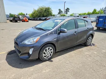 2015 Toyota Prius C JTDKDTB38F1579411