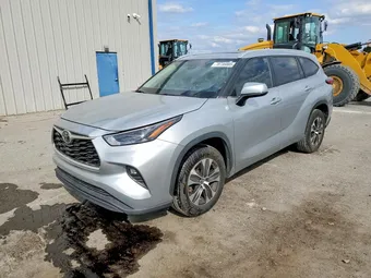 2023 Toyota Highlander 5TDKDRAH8PS003130