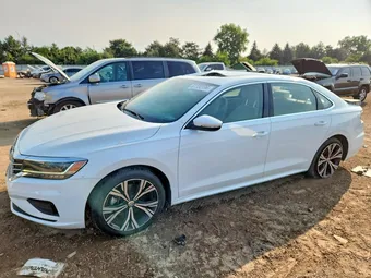2021 Volkswagen Passat 1VWSA7A33MC003029