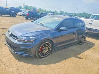2018 Volkswagen Golf GTI 3VW547AU6JM287408