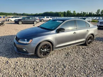 2018 Volkswagen Jetta 3VWD17AJXJM215007