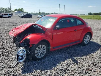 2018 Volkswagen Beetle 3VWFD7AT6JM712329