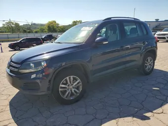 2016 Volkswagen Tiguan WVGAV7AX7GW586595