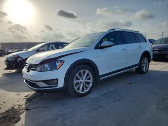 2017 Volkswagen Golf Alltrack 3VWH17AU6HM507906