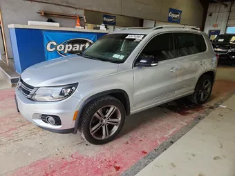 2017 Volkswagen Tiguan WVGTV7AX7HK019420
