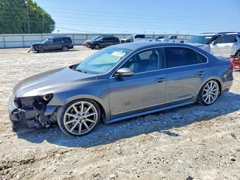 2016 Volkswagen Passat 1VWBT7A30GC067608