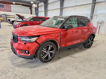 2019 Volvo XC40 YV4162XZ9K2015197