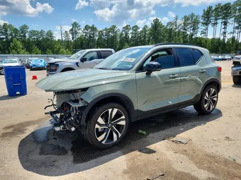 2025 Volvo XC40 YV4L12UC6S2605977