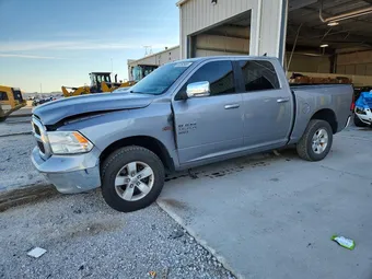 2019 Ram 1500 1C6RR7LT0KS605775