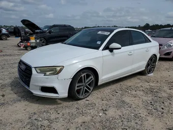 2017 Audi A3 WAUAUGFF4H1040257