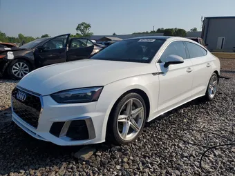 2022 Audi A5 WAUDACF56NA029620