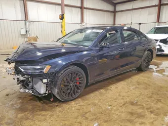 2021 Audi A8 WAU8HAF83MN008405