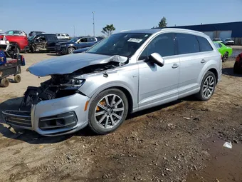 2018 Audi Q7 WA1VAAF7XJD011718