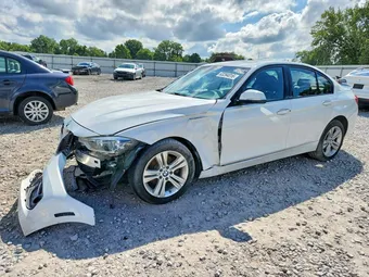 2016 BMW 3 Series WBA8E3G59GNT77881