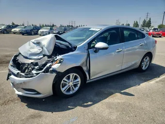 2018 Chevrolet Cruze 1G1BE5SM7J7132181
