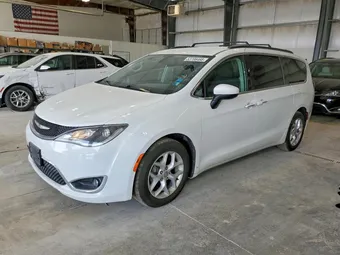 2017 Chrysler Pacifica 2C4RC1BG5HR768380 Lot 53708466
