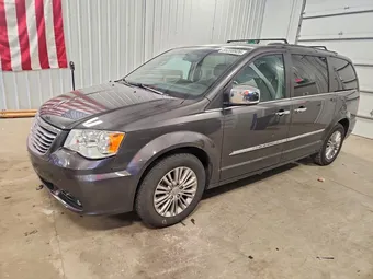 2015 Chrysler Town & Country 2C4RC1CG4FR674423