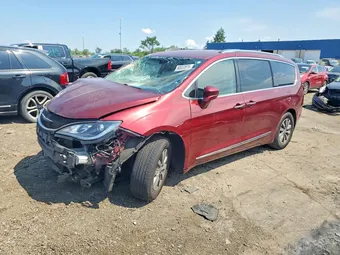 2019 Chrysler Pacifica 2C4RC1EG9KR644082 Lot 60032876