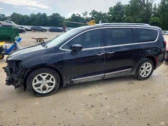 2017 Chrysler Pacifica 2C4RC1EG4HR811344 Lot 54398206