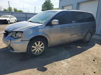 2015 Chrysler Town & Country 2C4RC1BG9FR503703