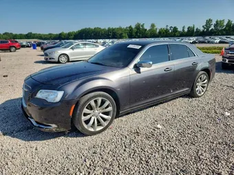 2019 Chrysler 300 2C3CCAAG4KH746024